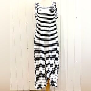 Frank & Eileen Tee Lab  Maxi dress horizontal striped size M white and Navy Blue